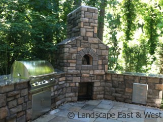 Landscape East & West Outdoor Kitchen Design