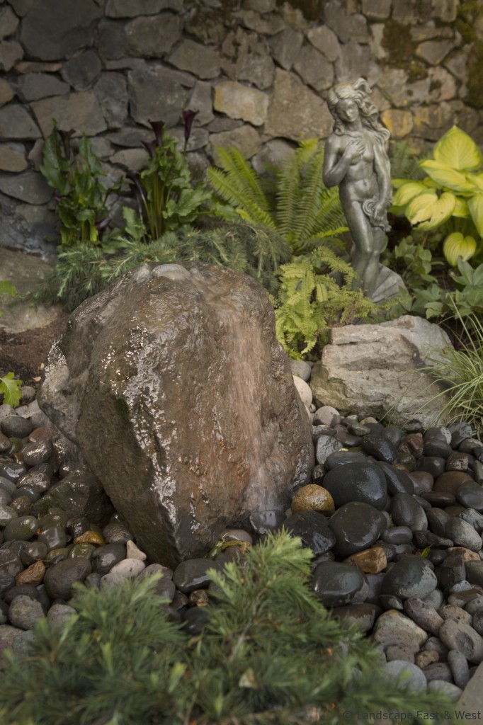 Bubbling Rock Water Feature