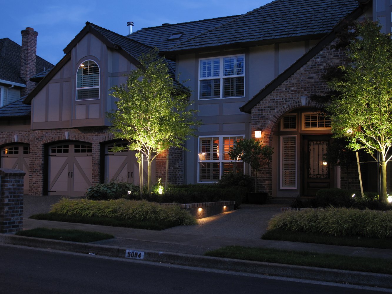 Exterior Lighting — LED Uplights
