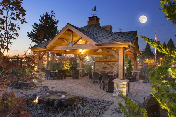 Molalla Communications Covered Structure Outdoor Lighting