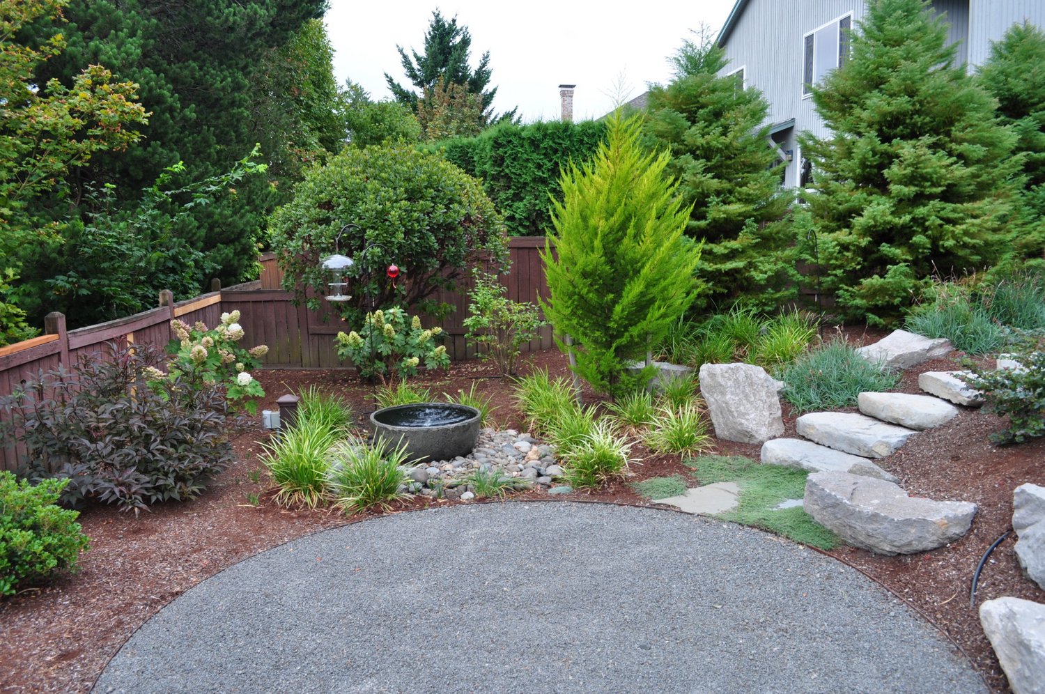 How To Choose The Right Landscape Rock - Roedell's Landscaping